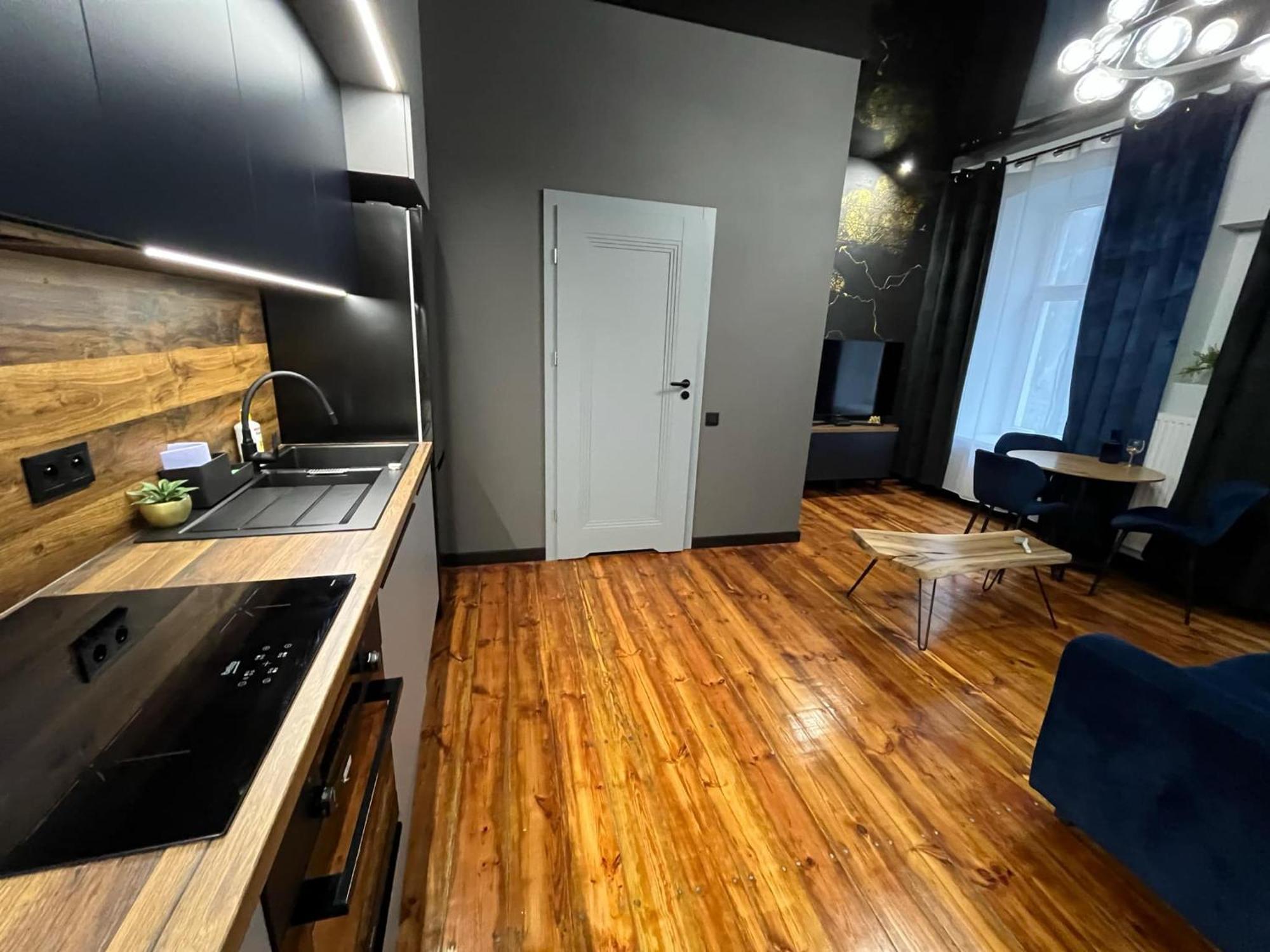 Hola Apartamenty Piotrkowska Łódź Eksteriør bilde