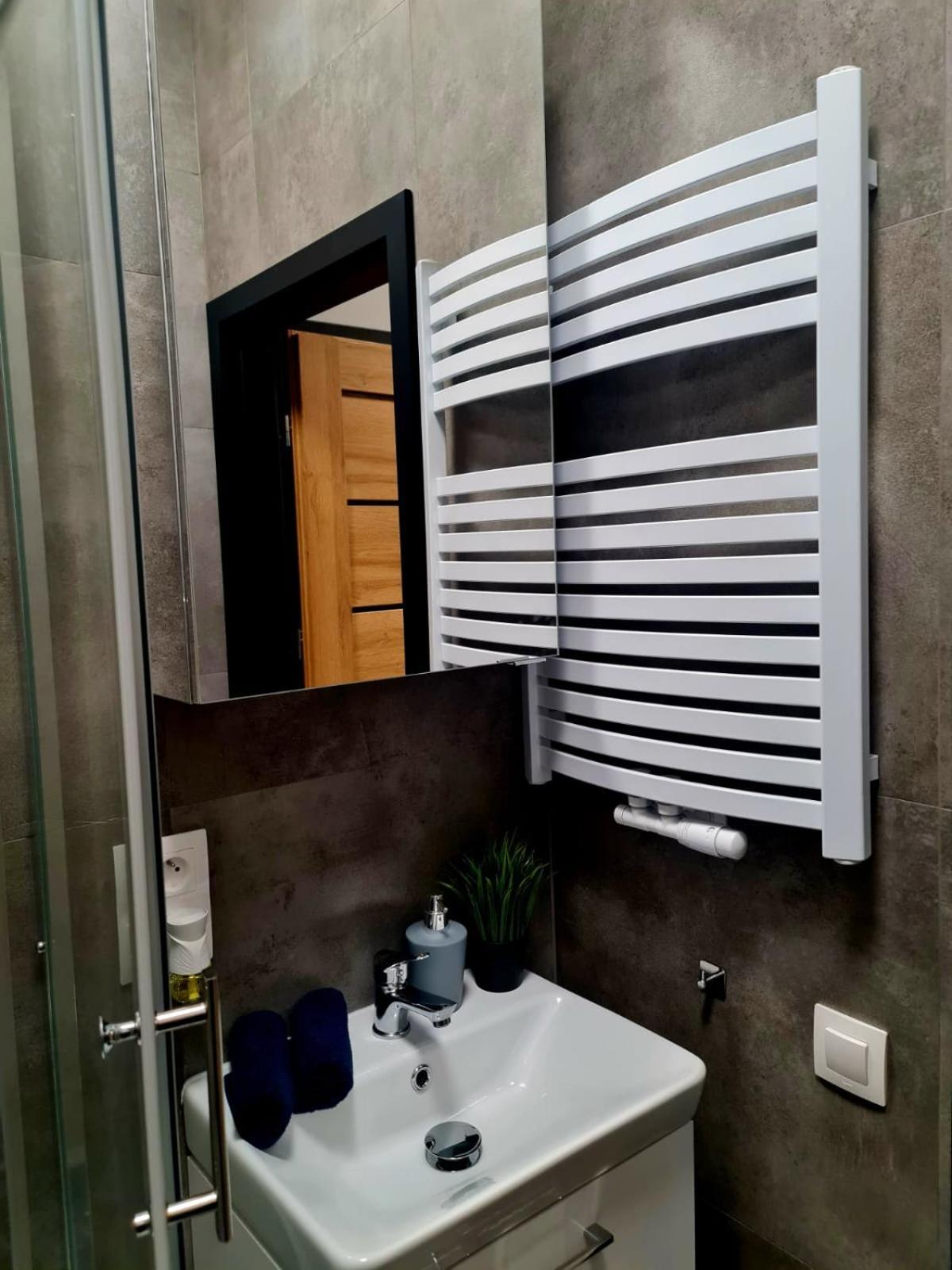 Hola Apartamenty Piotrkowska Łódź Eksteriør bilde