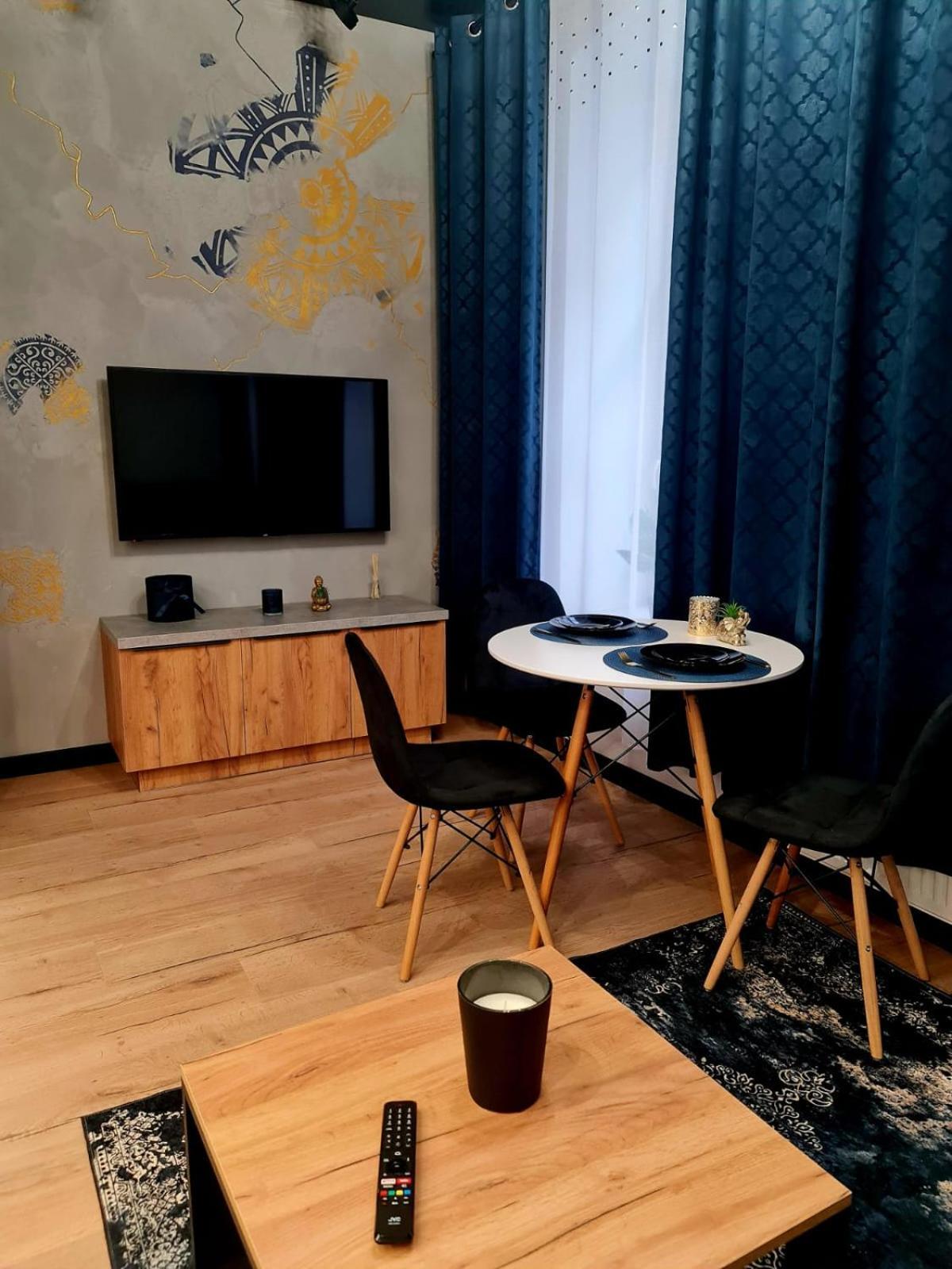 Hola Apartamenty Piotrkowska Łódź Eksteriør bilde